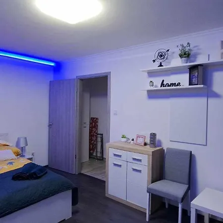 Pompar Magnolia Apartment